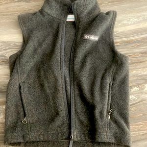 Columbia boys XXS (4/5) charcoal grey zippered vest